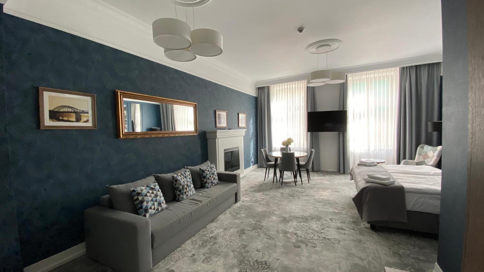 Vinfort Aparthotel Красков Екстериор снимка