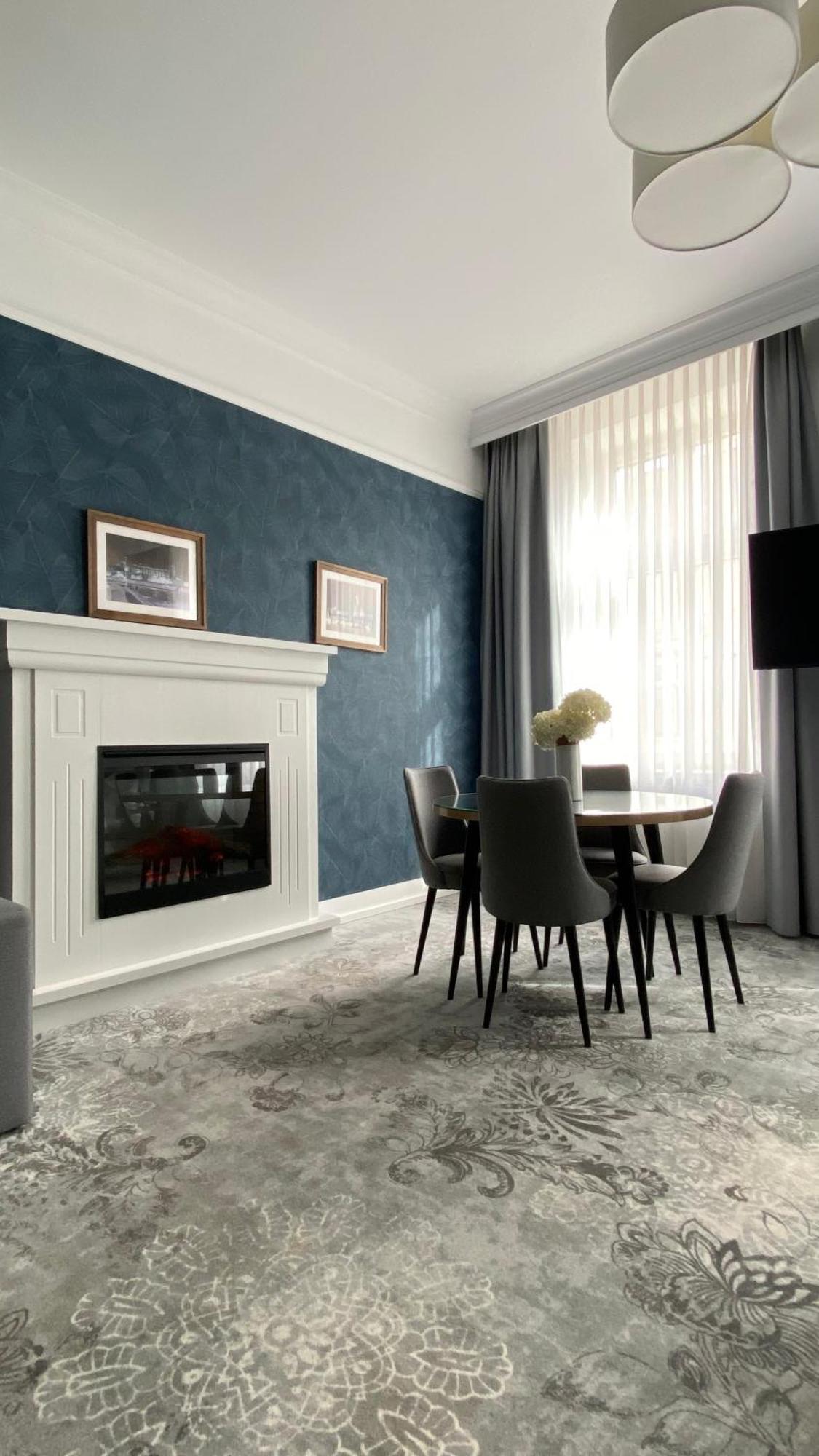 Vinfort Aparthotel Красков Екстериор снимка