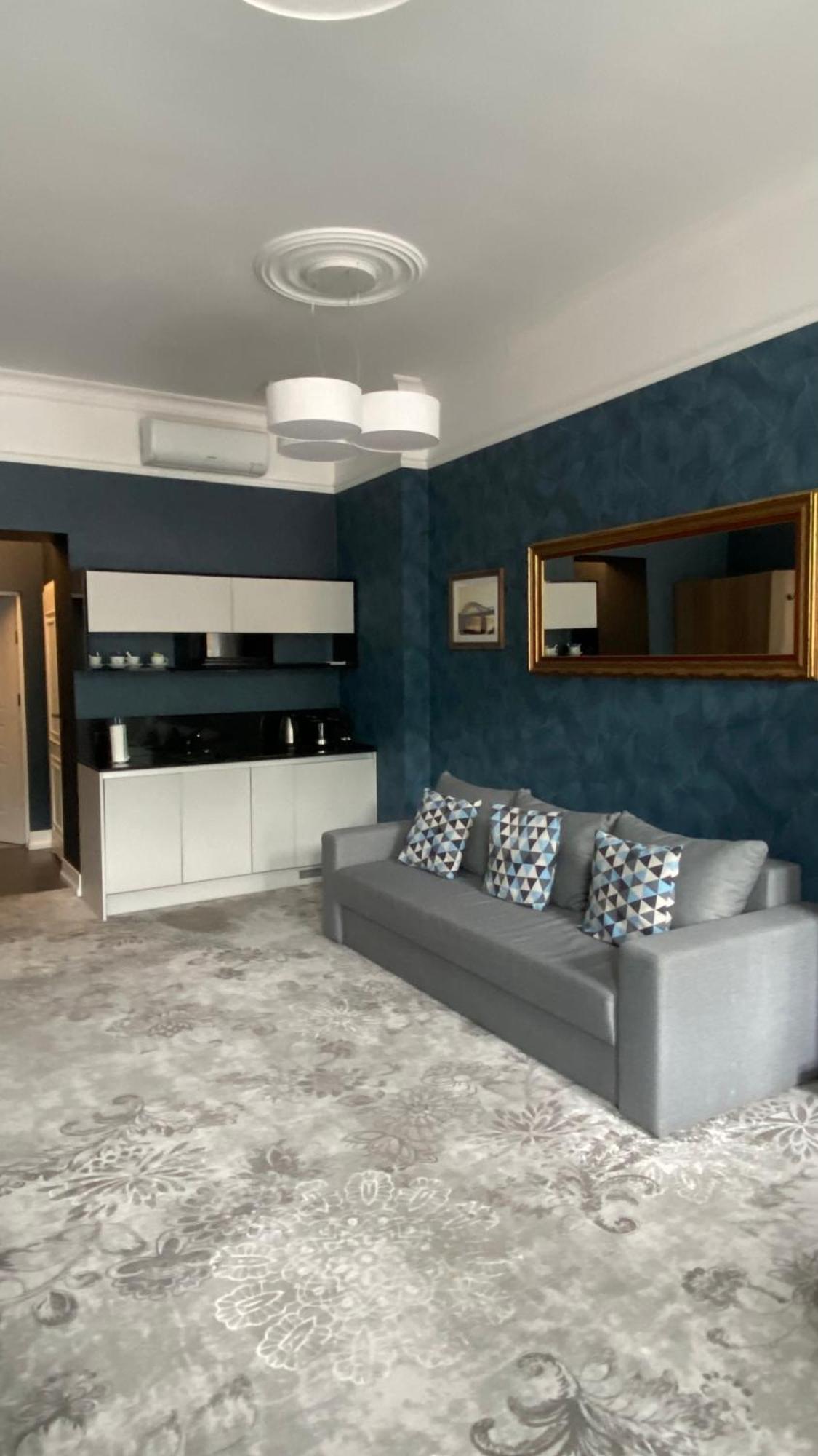 Vinfort Aparthotel Красков Екстериор снимка